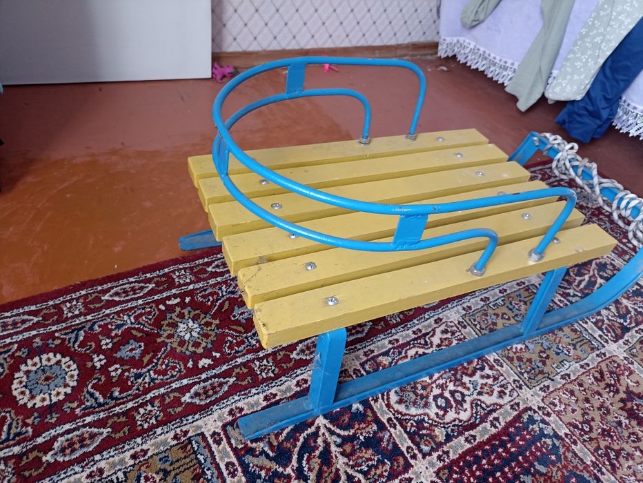 Санки СССР заводські з угольніків сані на сто років.