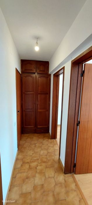 Apartamento T2 em Sintra, Rio de Mouro, pronto a habitar