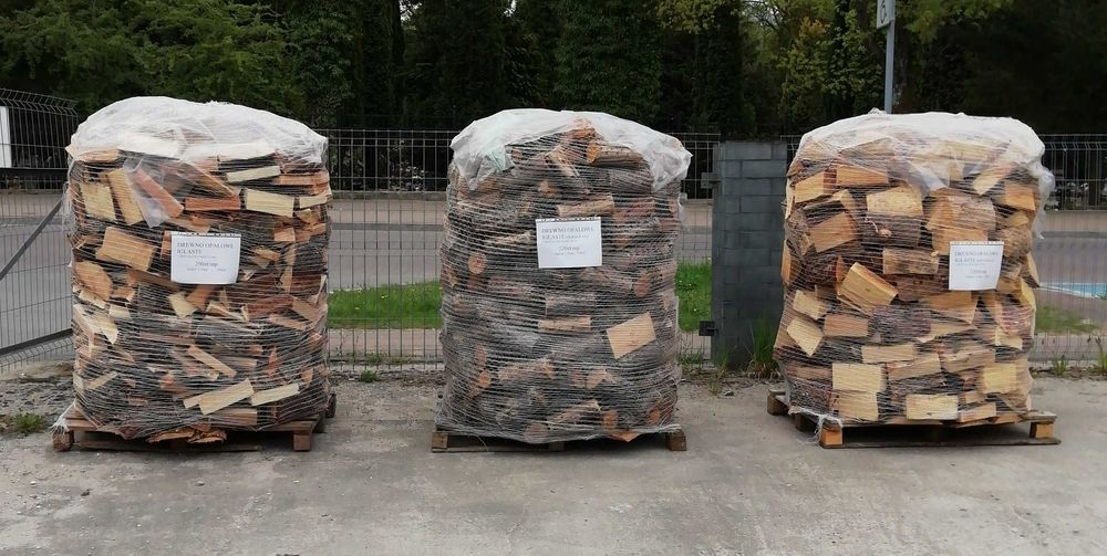 Suche drewno opałowe i kominkowe