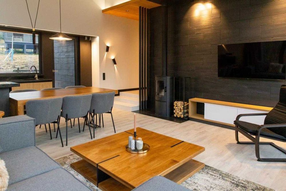 Діючий бізнес, біля Буковеля: 2 котеджі під ключ, із адмініструванням