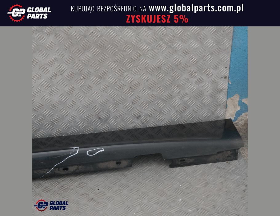 BMW 1 E87 Nakładka próg prawy black saphire 475