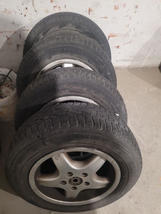 Sprzedam  koła  195 /70  R 15c