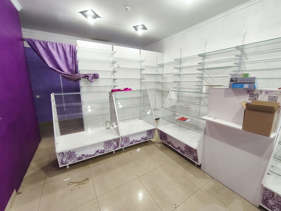 Стелаж полиці скло