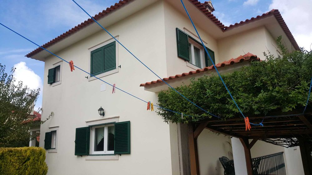 Moradia para 2 famílias em Venda do Pinheiro