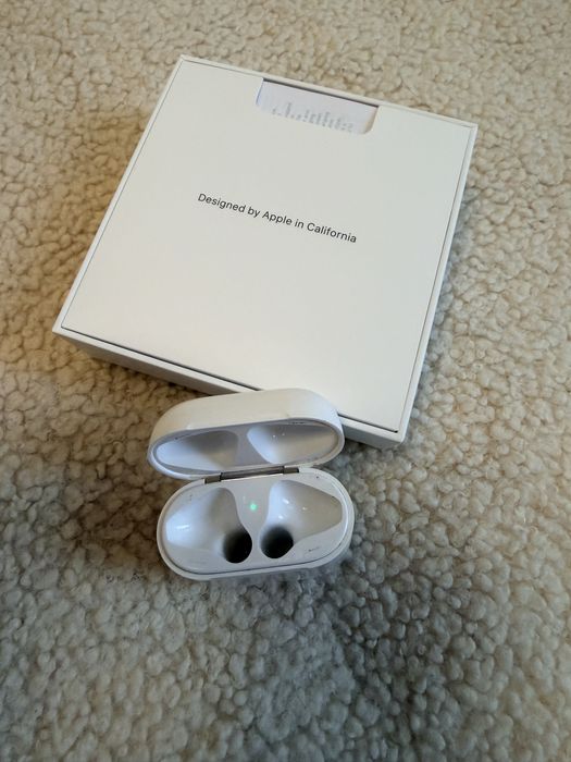 Кейс airpods 2 оригінал