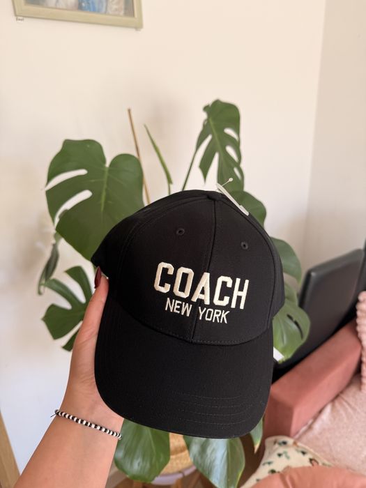 Czapkaz daszkiem Coach czarna nowa M/L unisex