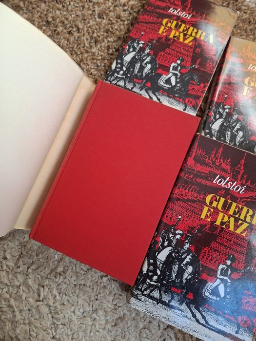 Guerra e Paz de Leon Tolstoi completo quatro volumes