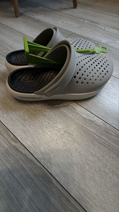 Оригинальні crocs , крокси