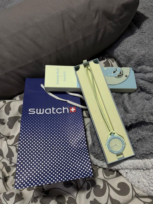 Swatch × Audemars Piguet AP Bioceramic Royal Pop Blaue Acht