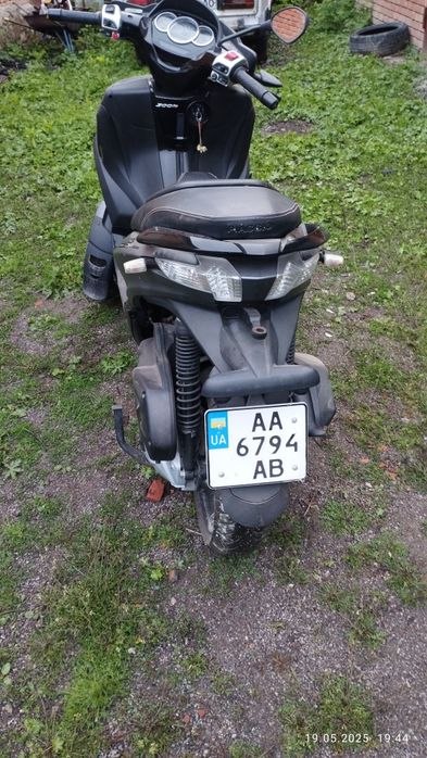 Продам Мото PIAGGIO MP3 300
