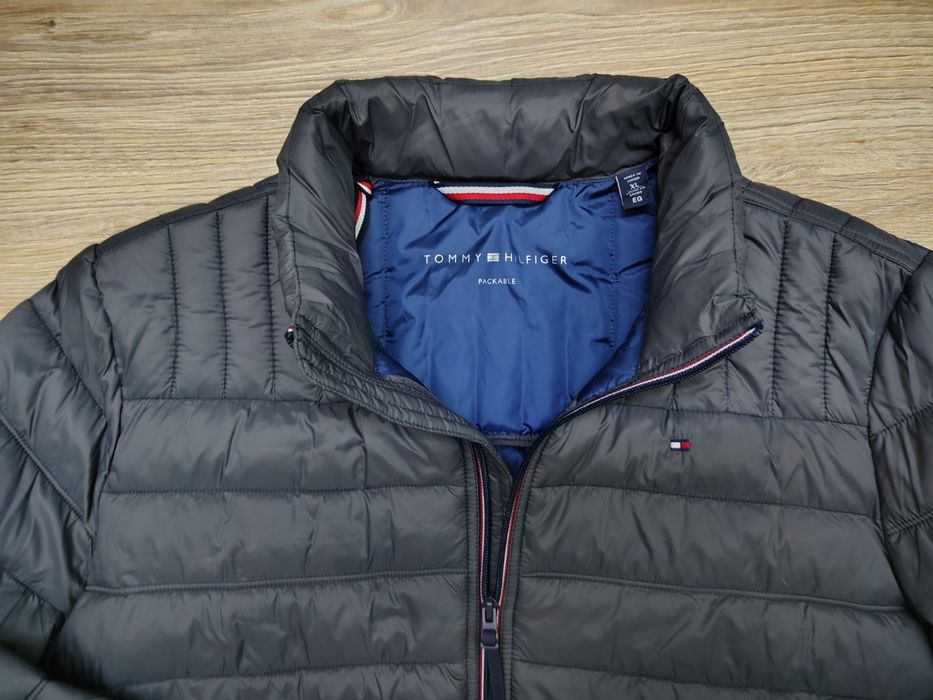 Куртка T. Hilfiger оригінальна, демісезон.