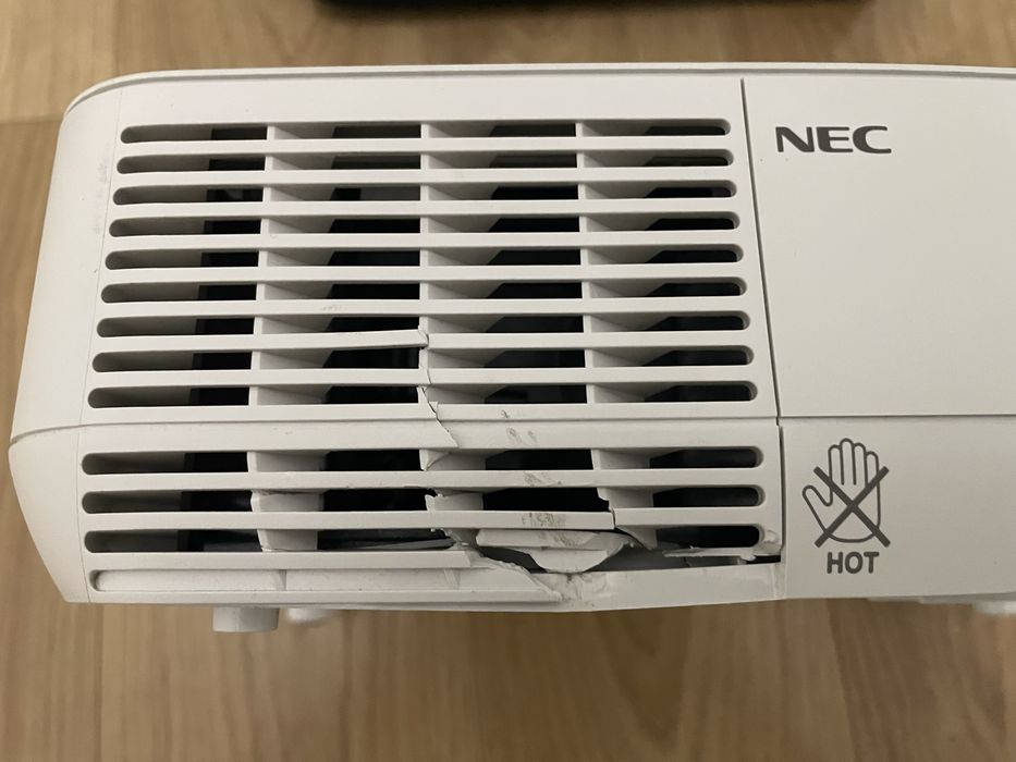 Projektor Nec np 216