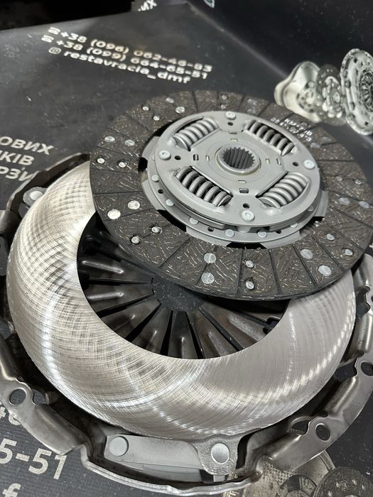 Демпфер Маховик продаж обмін