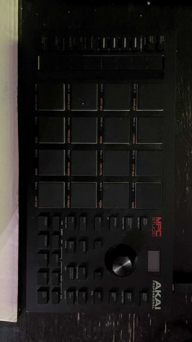 AKAI MPC STUDIO PROFISSIONAL