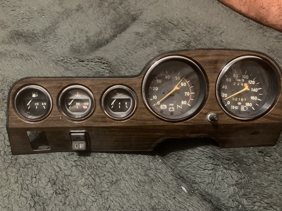 Приборная панель ВАЗ 2106 / приборы есть!!!