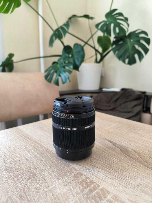Sony DT 18-200 f/3.5-6.3 ! Хорошее состояние ! Байонет А