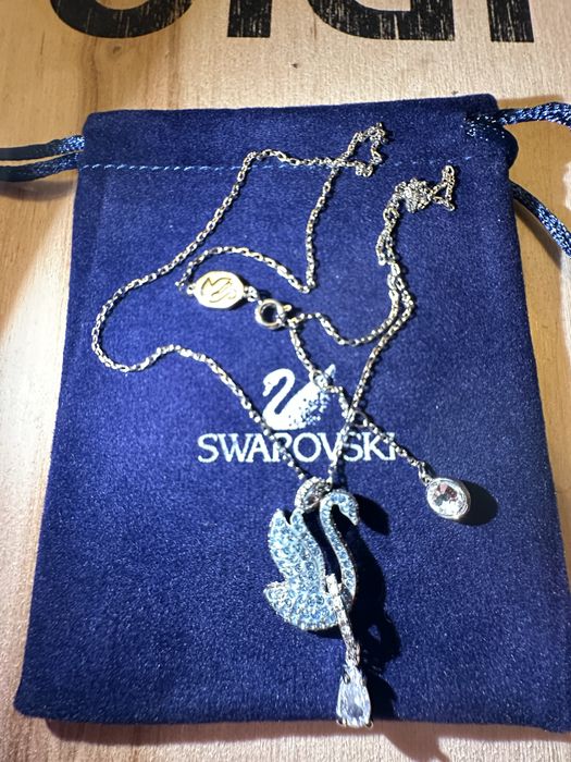 Naszyjnik łabędz sygn Swarovski