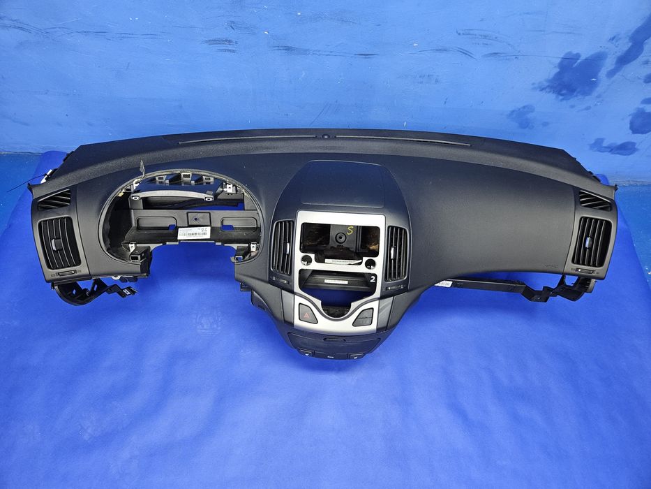 DESKA rozdzielcza HYUNDAI I30 KOMBI 10- kokpit konsola Europa oryginał