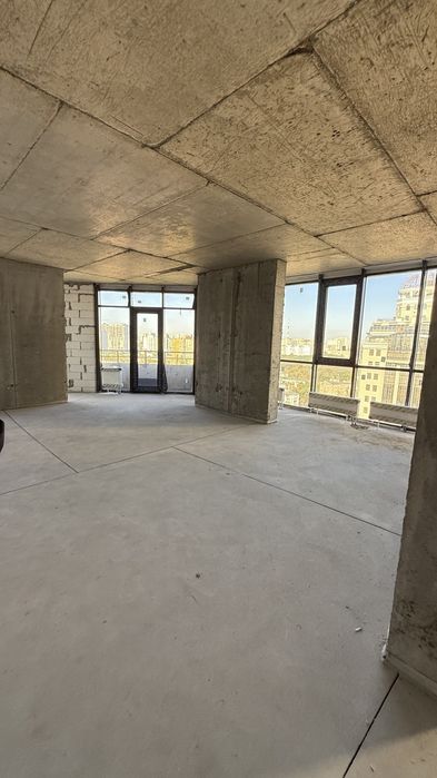 3/4-комнатная 150 м2  ЖК Родос, панорамные окна, 3 балкона, вид моря