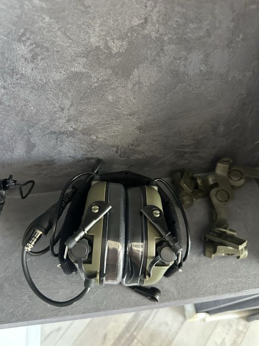 Активні навушники Earmor M32X