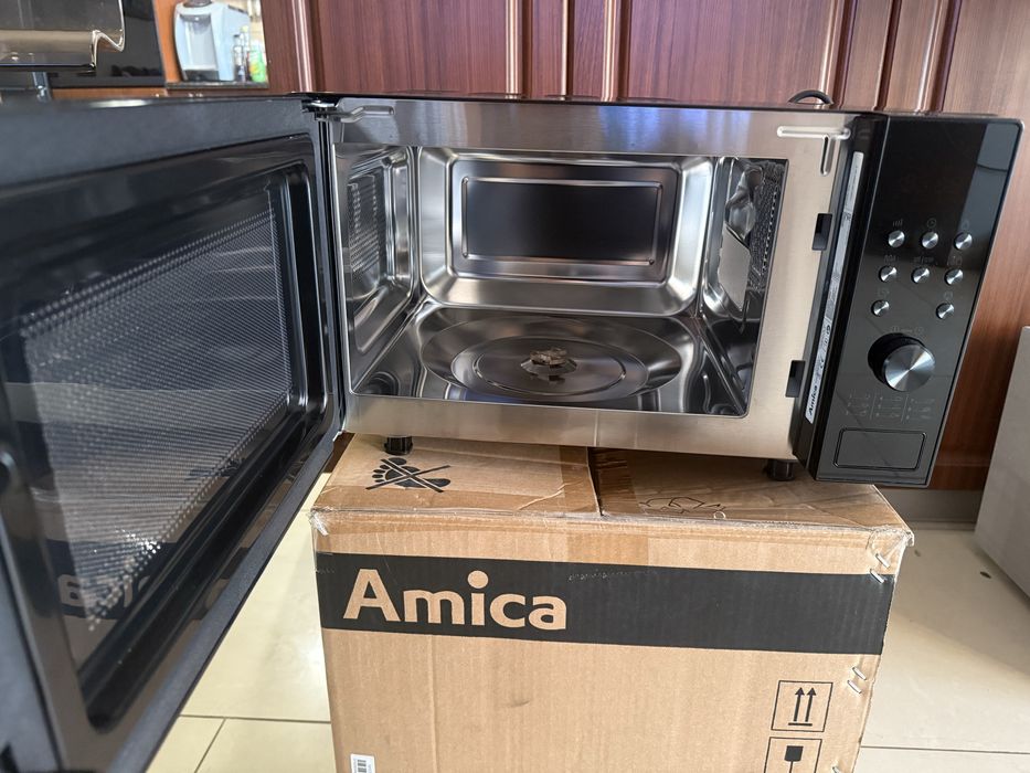 Kuchenka mikrofalowa AMGB20E2GB AMICA do zabudowy