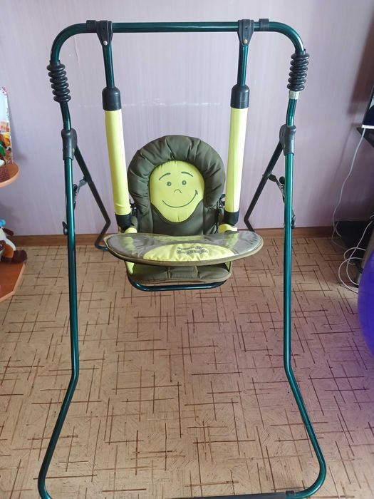 Дитяча качеля (напольна)