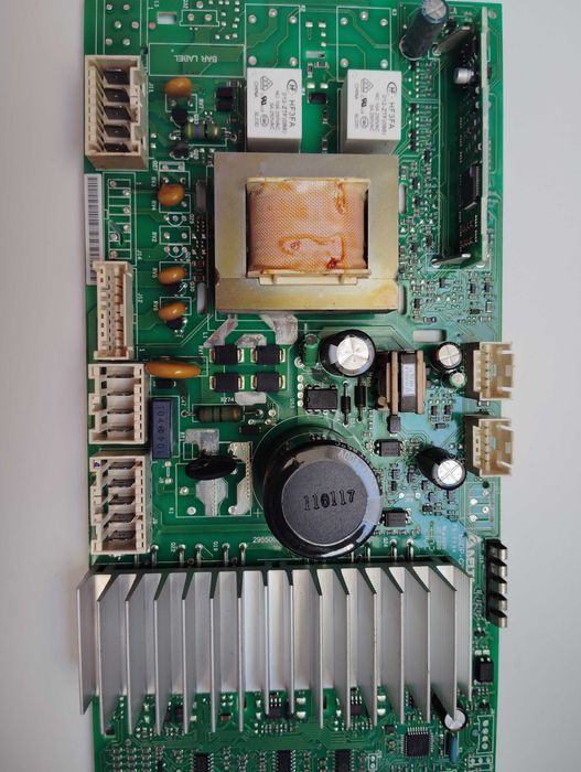 плата контроля стиральной машинки Indesit