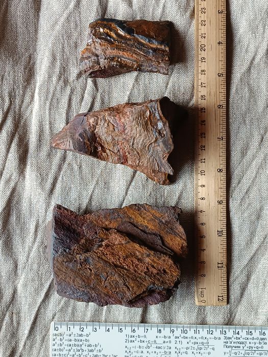 Тигрове око - необроблений камінь -3 штуки .Родовище Кривий Ріг