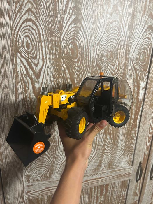 Ładowarka teleskopowa CATERPILLAR marki Bruder