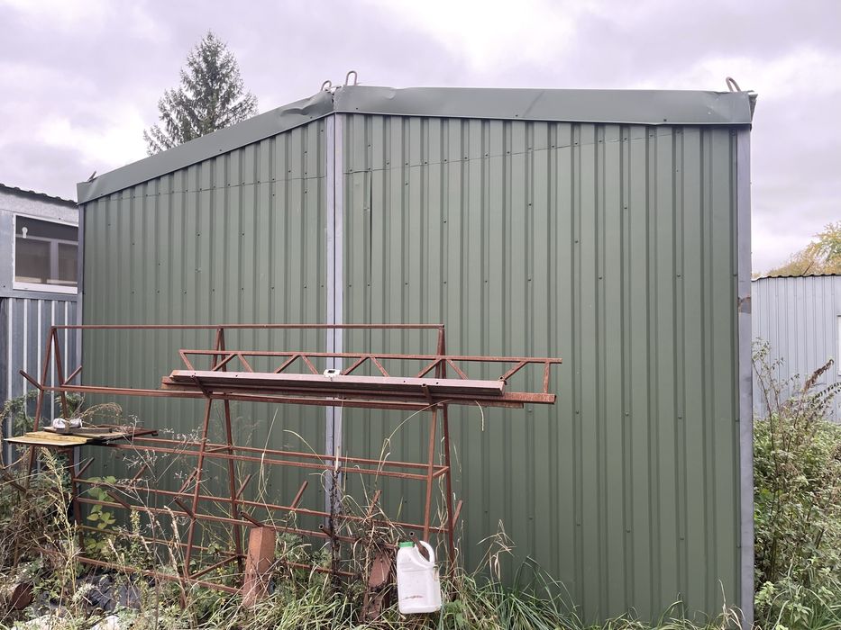 Продам побутівку битовка цех з двух частин