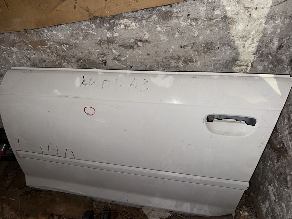 Drzwi Audi A3 8P białe lewe przód