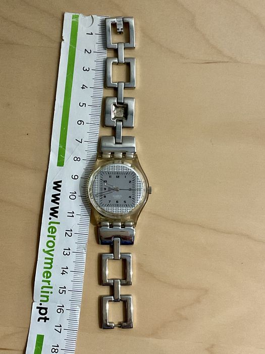 Relógio prateado Swatch
