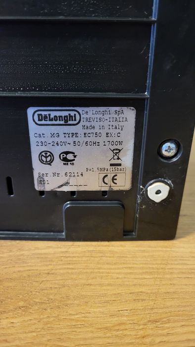 Ekspres do kawy Delonghi EC750