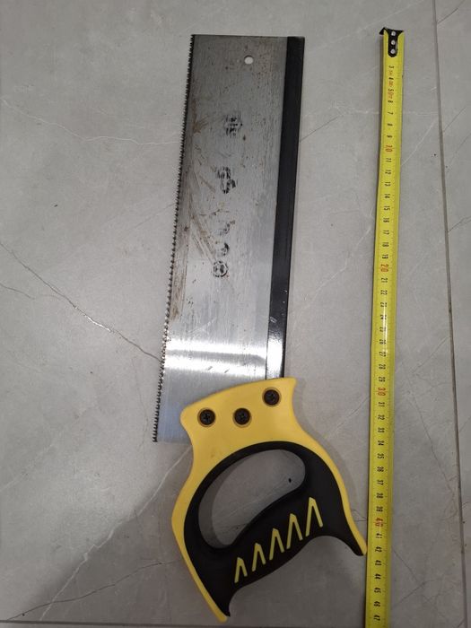 Piła ręczna firmy Dedra