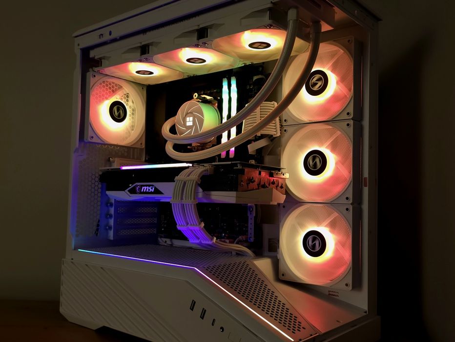 Komputer gamingowy RTX 3070 TI Ryzen 5 32GB 1TB Argb