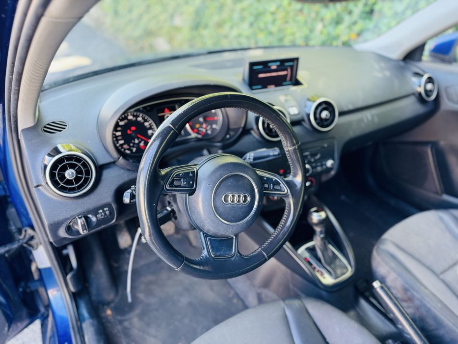 AUDI A1 1.4TFSI 8X - INGLES - P/Pecas