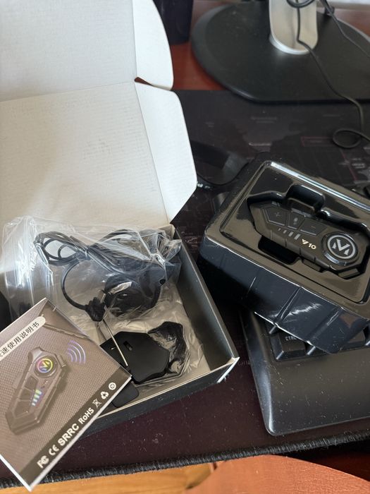 Vendo auricular para moto universal