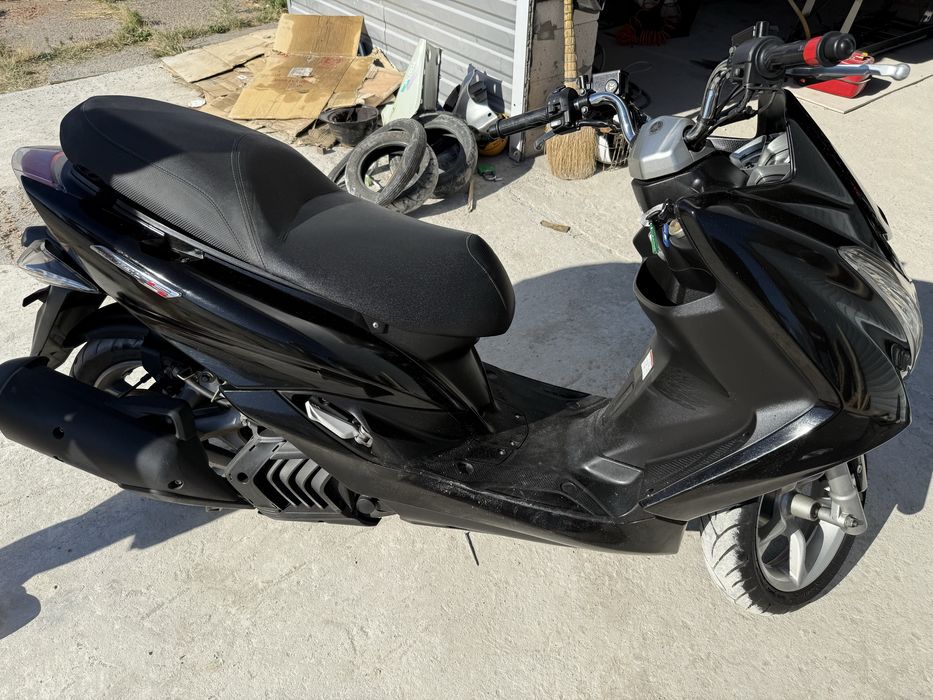 Продам yamaha majesty 155