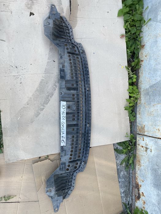 Захист двигуна/защита двигателя Toyota Corolla E16