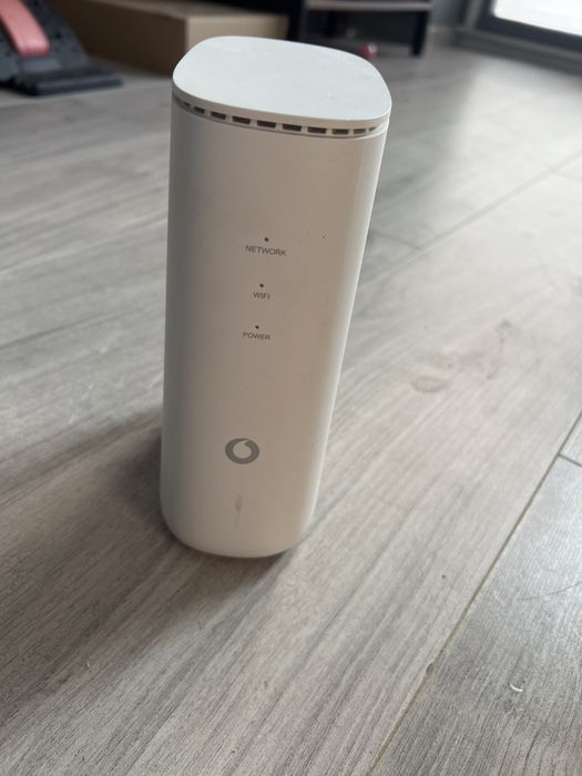 Roter ZTE 5g Model:Mf289f