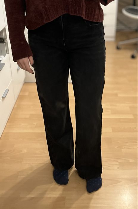 Jeansy straight leg czarne damskie
