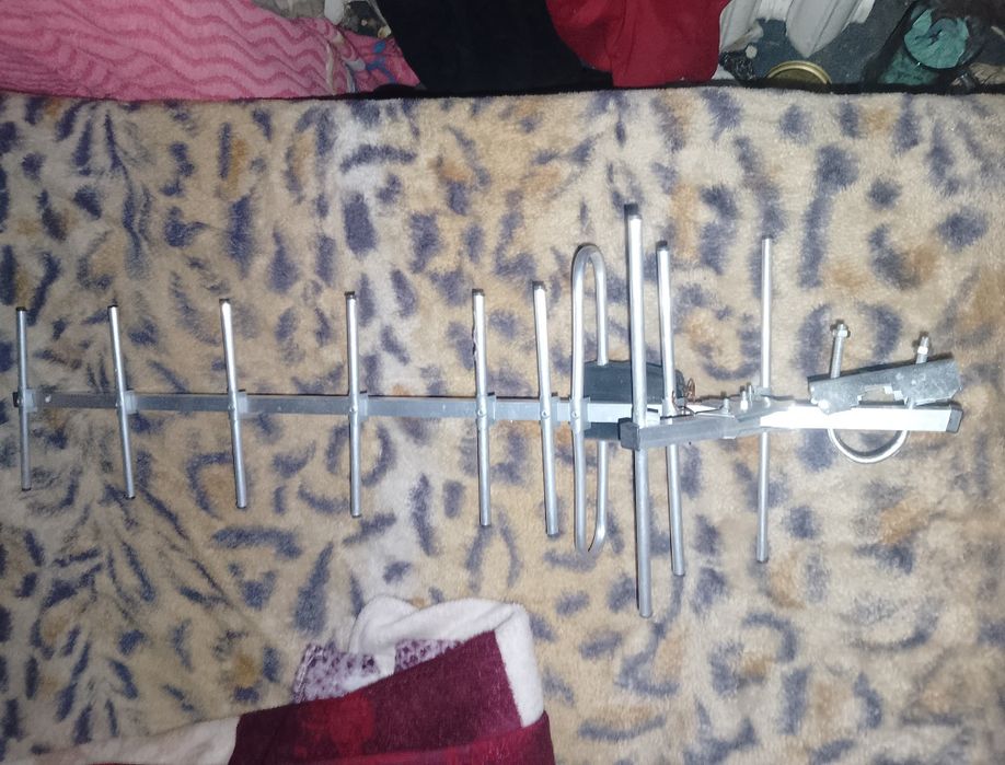 Продам антену нового ,образца, маленькая