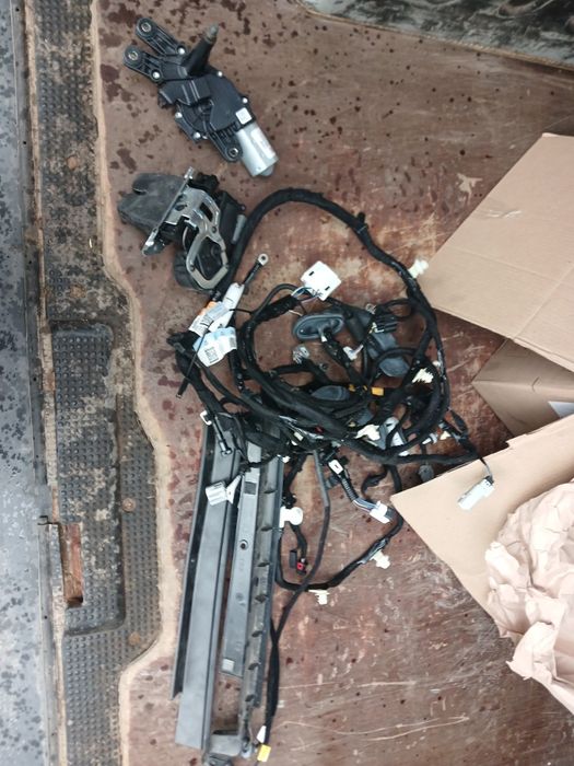 Замок ляди/кришки багажника ford edge 2018р+ оригінал