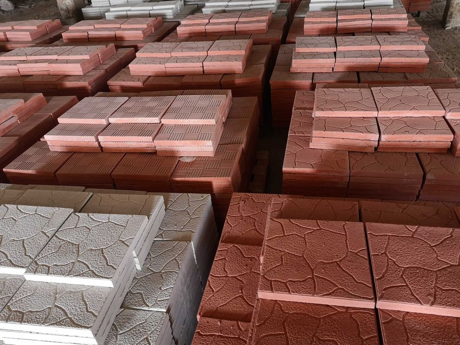 Плитка тротуарна, бруківка, бордюр: 340 грн. - Оздоблювальні та ...