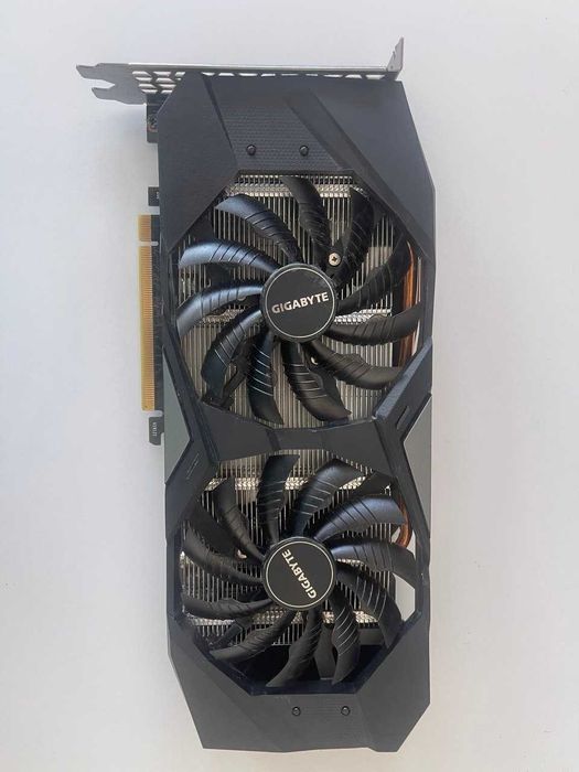 Gigabyte RTX 2060 WINDFORCE OC 12G
