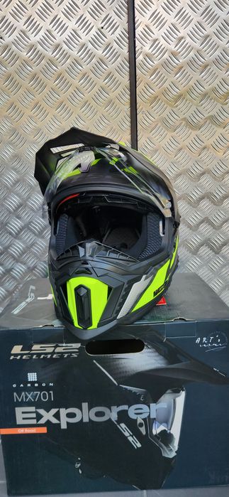 Capacete Ls2 mx701
