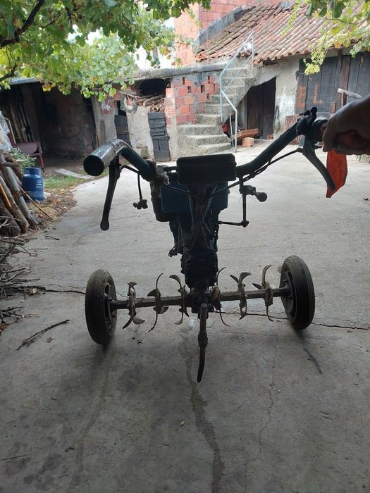Moto cultivadora