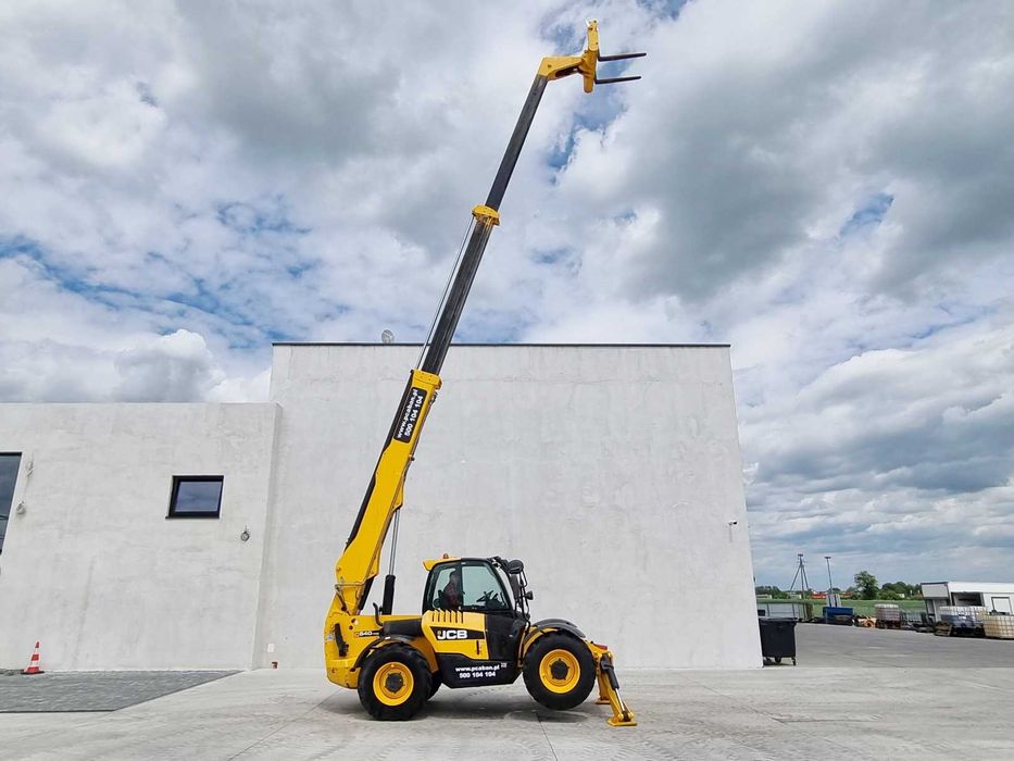 Wynajem ładowarki teleskopowej JCB Manitou 14m