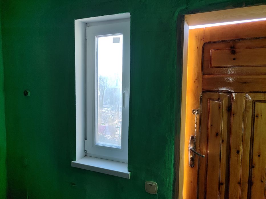 Продам дом в Краснограде со всеми удобствами.