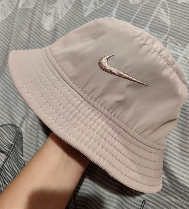 Стильна панама весняна